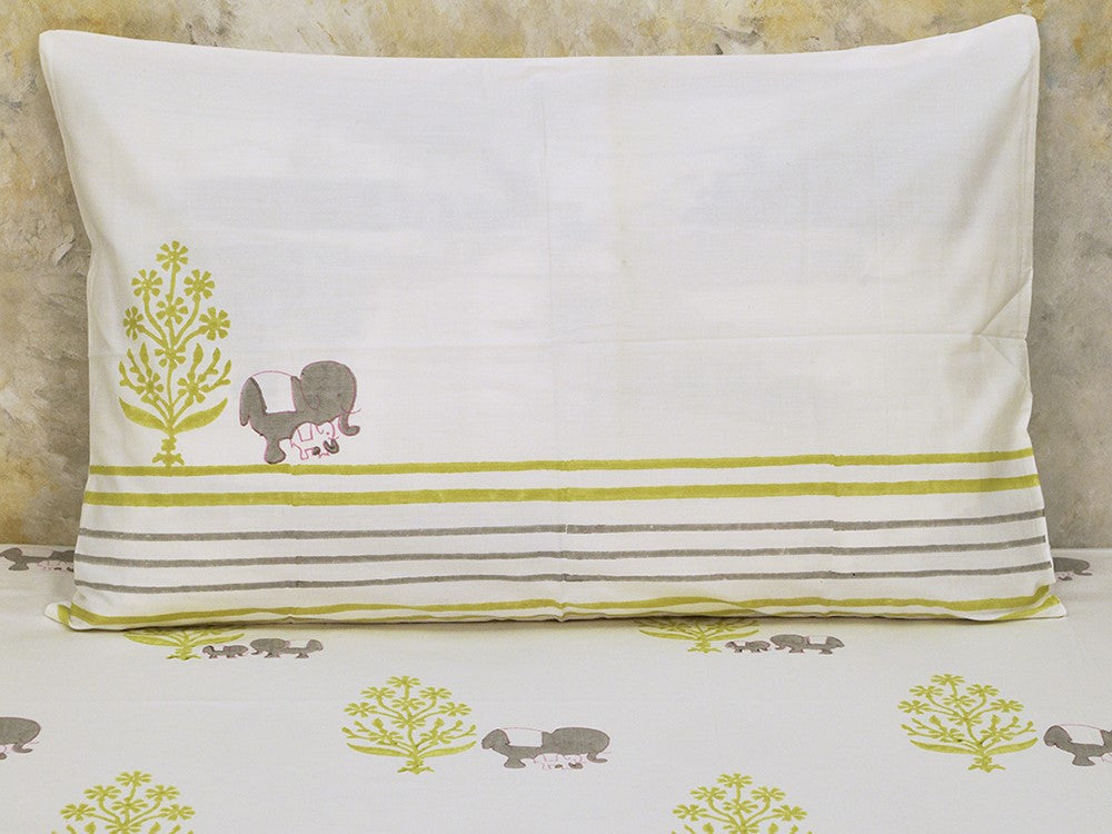 The Adventures of Mamma & Me Kid's Bedsheet